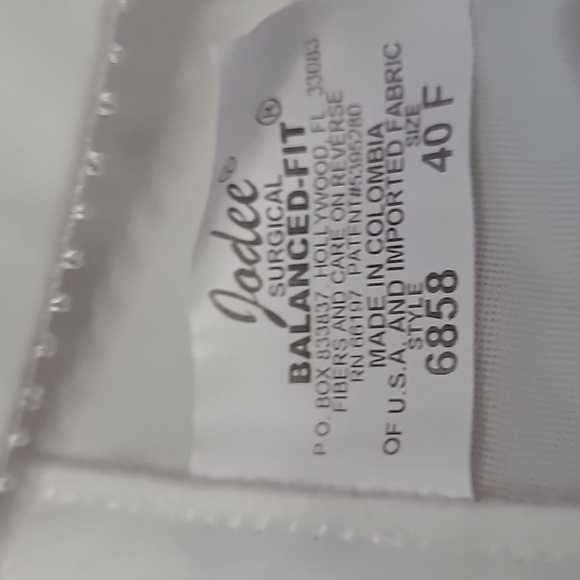 Surgical Bra Balanced Fit Bra white, lightly padded Jodee 40F - Picture 6 of 7